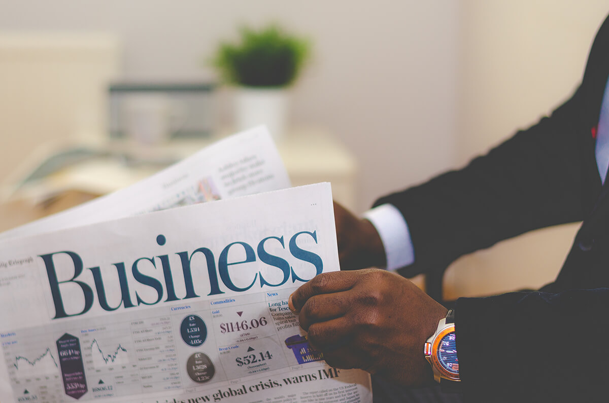 How to read English newspapers Authentically?